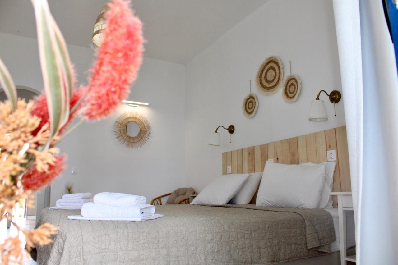 Afroditi Junior Suites Архангелос Екстериор снимка