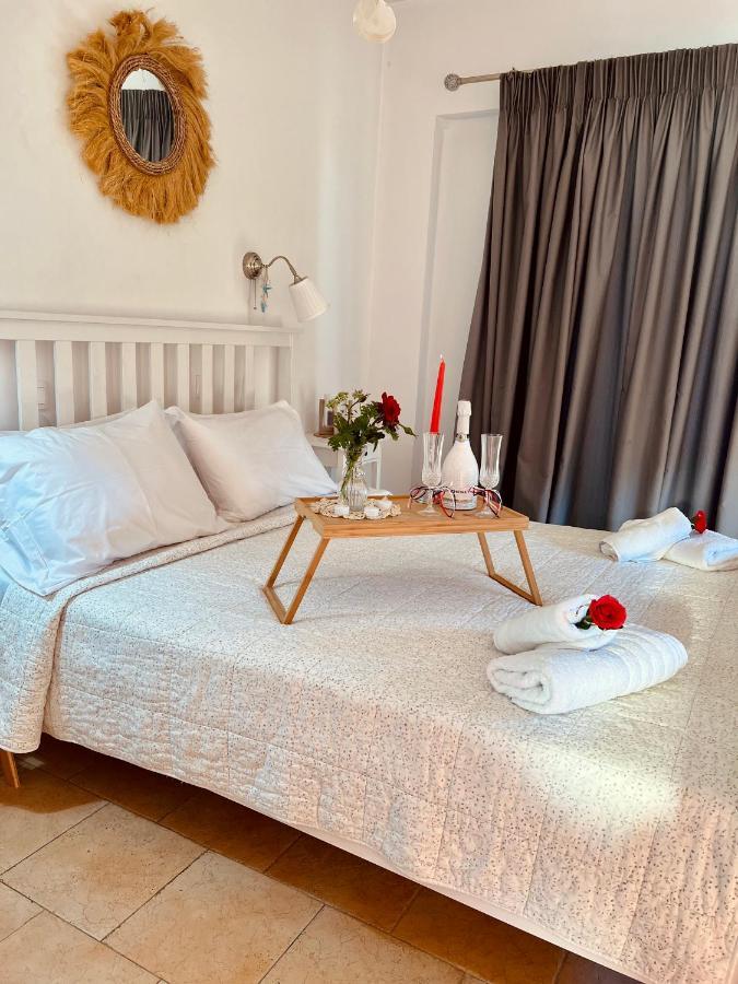 Afroditi Junior Suites Архангелос Екстериор снимка